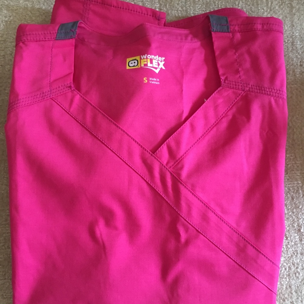 Brand new scrub top/pants